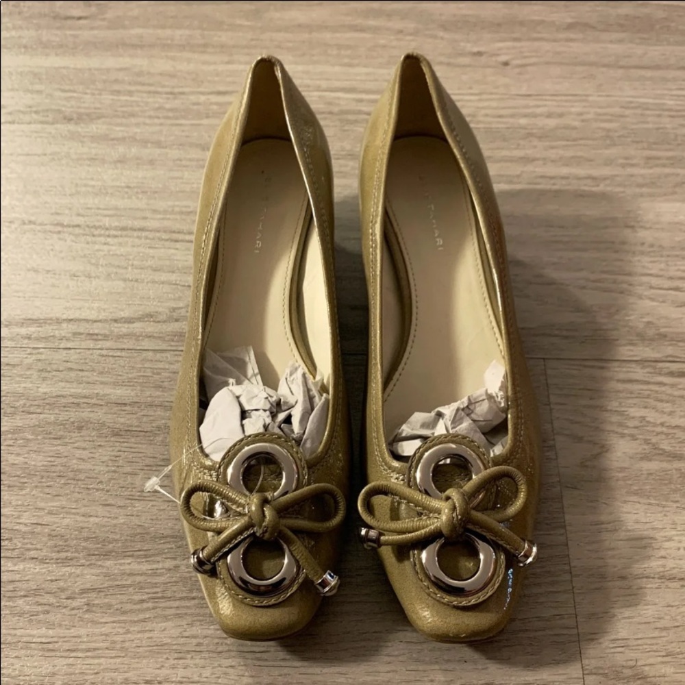 Green patent leather Elie Tahari shoes